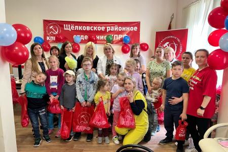 Коммунисты подмосковного обкома ведут активную работу в регионе