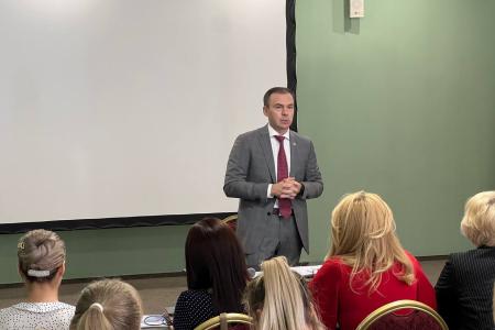 Юрий Афонин – активисткам ВЖС - «Надежда России»: Мы делаем общее дело – боремся за социализм, за справедливое общественное устройство