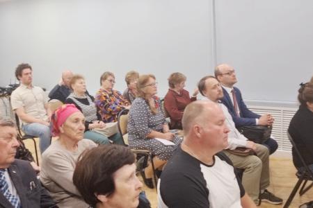 Олег Лебедев выступил в Твери на научно-практической конференции, посвященной русскому языку