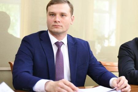Валентин Коновалов подал документы на участие в выборах главы Хакасии