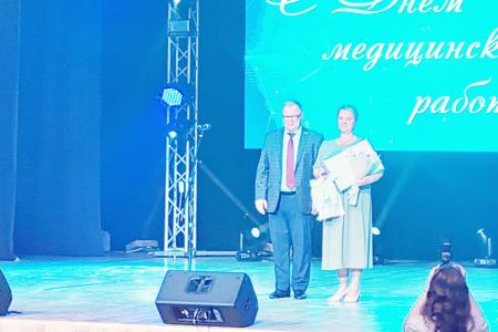 Руководитель фракции КПРФ в Московской областной Думе Александр Наумов поздравил с Днем медицинского работника коллектив Ступинской областной клинической больницы