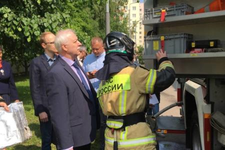 Лидер московских коммунистов Николай Зубрилин: Поддерживаем героическую работу спасателей!