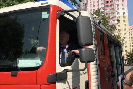 Лидер московских коммунистов Николай Зубрилин: Поддерживаем героическую работу спасателей!