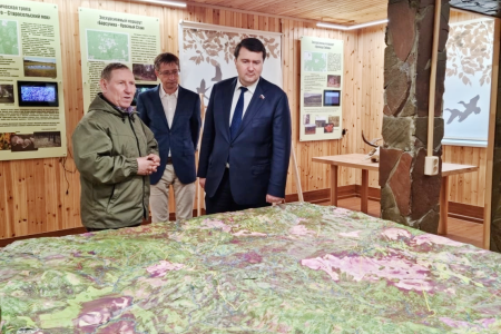 Олег Лебедев встретился с коллективом Центрально-Лесного природного биосферного заповедника в Тверской области