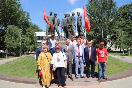 В Дагестане под руководством Юрия Афонина проходит семинар-совещание партийного актива СКФО