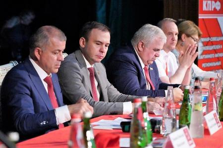 Юрий Афонин на семинаре-совещании партактива СКФО: Вместе – мы сильны, и победа будет за нами!