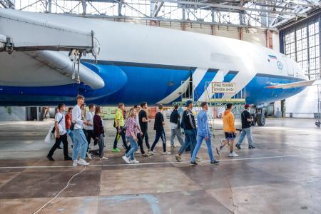 В Воронежской области усилиями КПРФ и депутата Госдумы Сергея Гаврилова реализуется образовательный проект для подростков и молодежи