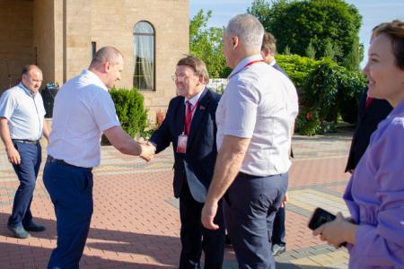 Депутаты-коммунисты провели рабочую встречу в колхозе им. С.Г. Шаумяна Ростовской области