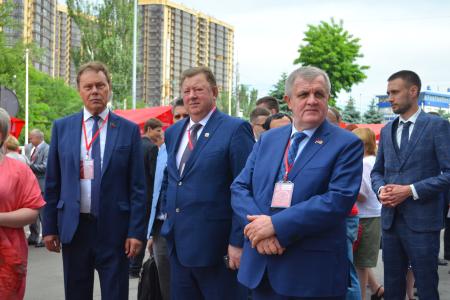 Продолжается работа семинара-совещания руководителей и партийного актива региональных отделений КПРФ Южного федерального округа и Новых территорий