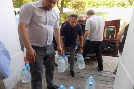 При поддержке Сергея Гаврилова Воронежскими коммунистами в Губкин доставлен гуманитарный груз для вынужденных переселенцев