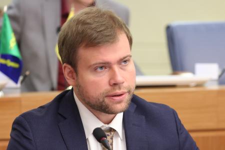 Фракция КПРФ в Мосгордуме выступила против изменений в избирательном кодексе Москвы и повышения штрафов за безбилетный проезд в транспорте
