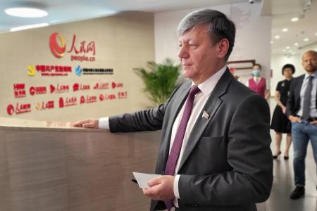 Д.Г. Новиков о посещении “Жэньминь жибао”: “Издание ЦК КПК работает мощно и творчески”