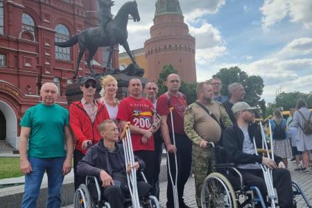 Москва. «Духовная гуманитарная помощь не менее важна!»