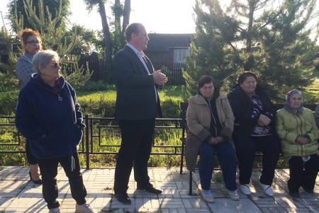 Рабочий день лидера ивановских коммунистов Александра Бойкова в Фурмановском районе