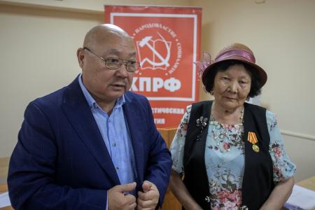 Пленум Калмыцкого рескома КПРФ назначил дату внеочередной конференции