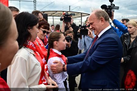 Начался рабочий визит Г.А. Зюганова в Орловскую область