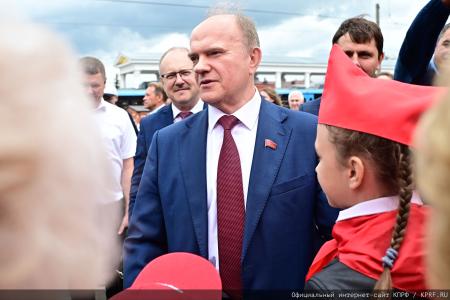 Начался рабочий визит Г.А. Зюганова в Орловскую область