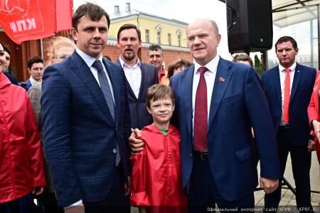 Начался рабочий визит Г.А. Зюганова в Орловскую область