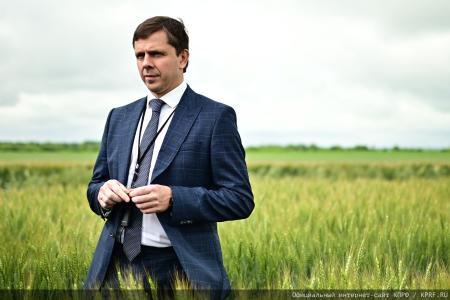 Делегация КПРФ во главе с Г.А. Зюгановым посетила ООО «Дубовицкое» Малоархангельского района Орловской области
