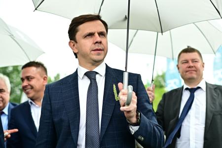 Делегация КПРФ во главе с Г.А. Зюгановым посетила ООО «Дубовицкое» Малоархангельского района Орловской области