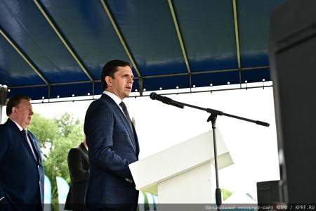 Делегация КПРФ во главе с Г.А. Зюгановым посетила ООО «Дубовицкое» Малоархангельского района Орловской области