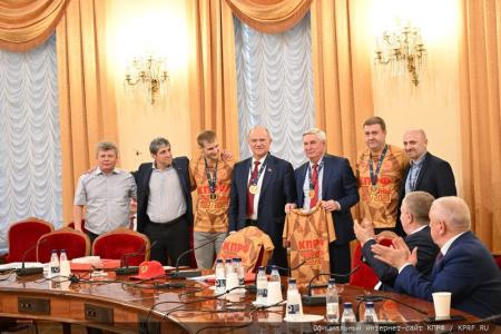 Г.А. Зюганов: «Победа Спортклуба КПРФ  – классный подарок всем нам»