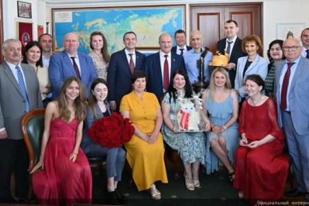 Президиум ЦК КПРФ поздравляет Г.А. Зюганова с Днем рождения