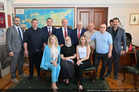 Президиум ЦК КПРФ поздравляет Г.А. Зюганова с Днем рождения