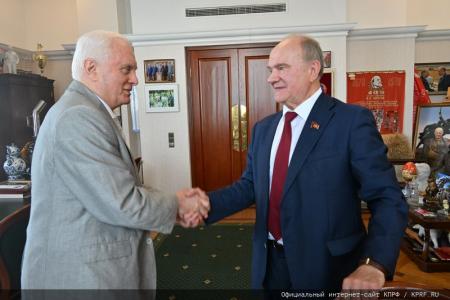 Президиум ЦК КПРФ поздравляет Г.А. Зюганова с Днем рождения
