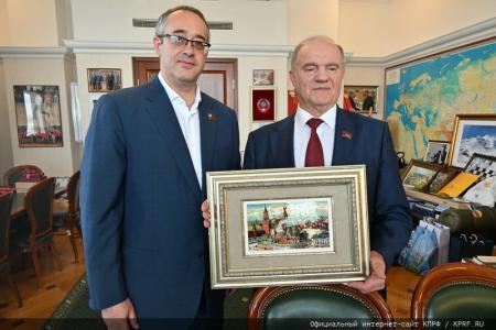 Президиум ЦК КПРФ поздравляет Г.А. Зюганова с Днем рождения