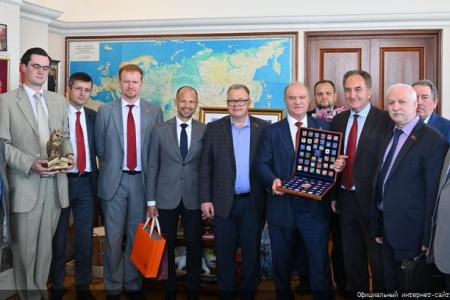 Президиум ЦК КПРФ поздравляет Г.А. Зюганова с Днем рождения