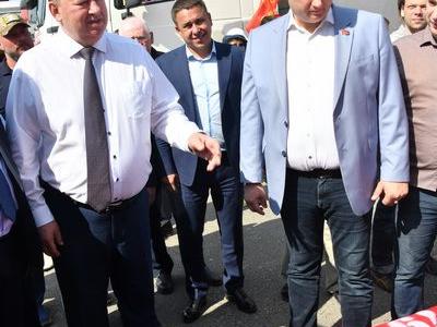КПРФ отправила 113-й гуманитарный конвой на Донбасс