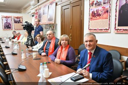 Г.А. Зюганов наградил лауреатов первой степени Всероссийского творческого фестиваля-конкурса «Русский Лад» - 2023