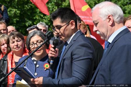 «Пушкин и сегодня вместе с нами сражается за русское слово!»
