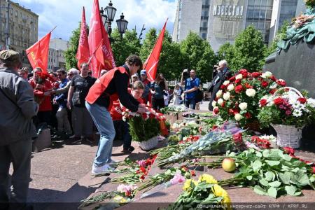 «Пушкин и сегодня вместе с нами сражается за русское слово!»