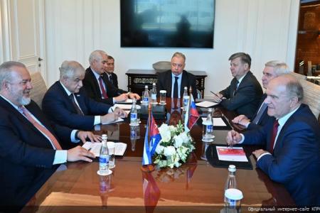 Г.А. Зюганов встретился с Премьер-министром Республики Куба Мануэлем Марреро Крус