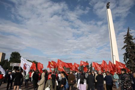 Коммунисты Ульяновской области приняли участие в памятных мероприятиях, посвященных Дню памяти и скорби