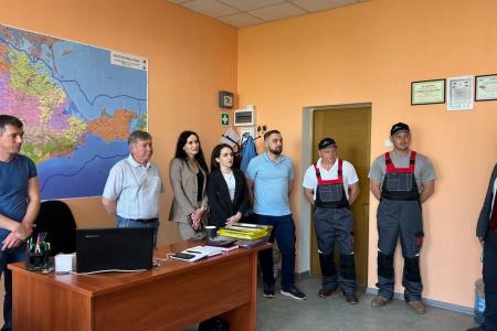 Крымские депутаты-коммунисты Сергей Богатыренко и Василий Саенко посетили ООО ТД «Крым Агро»