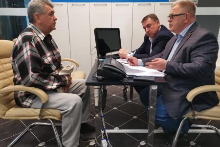 Руководитель фракции КПРФ в Московской областной Думе Александр Наумов провёл приём граждан в Ступине