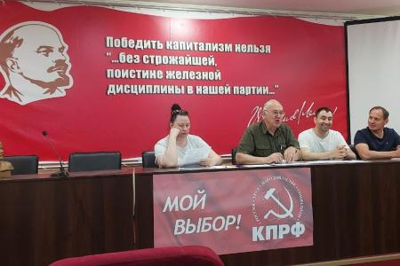 Пензенские коммунисты доставили на Донбасс более трёх тонн гуманитарного груза