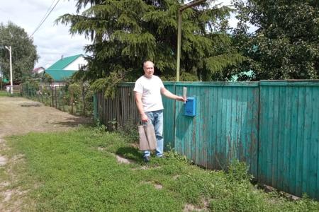 Тамбовская область. Местные коммунисты распространяют в сельской местности партийную газету «Наш голос»