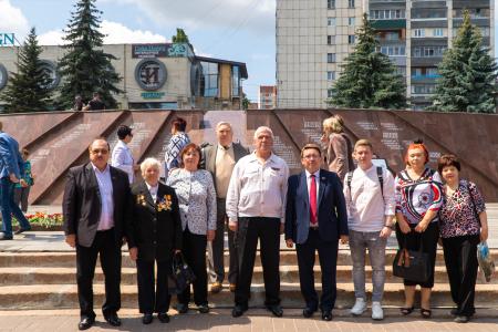 Курские коммунисты почтили память героев