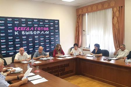 Избирательная комиссия Ростовской области зарегистрировала список кандидатов в депутаты от КПРФ