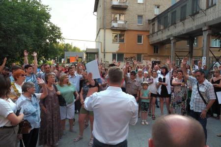 Екатеринбург. Жители Ботанического микрорайона возмущены планами точечной застройки