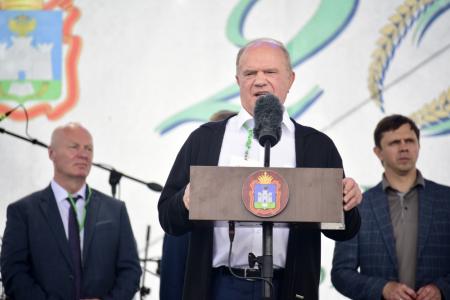Орловская область. Г.А. Зюганов принял участие в «Дне русского поля»