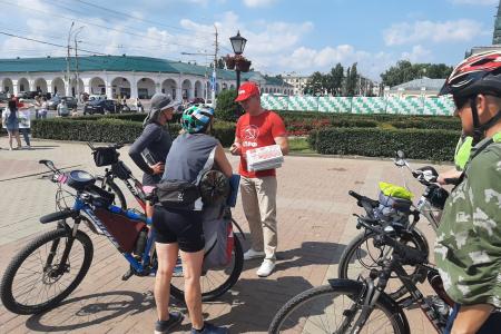 Костромские коммунисты и комсомольцы провели агитационный рейд в Костроме