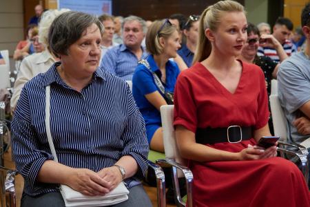 Свердловские коммунисты представили новый проект - «СовДом», направленный на защиту интересов жильцов многоквартирных домов