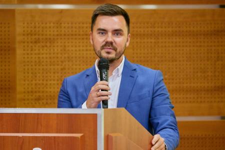 Свердловские коммунисты представили новый проект - «СовДом», направленный на защиту интересов жильцов многоквартирных домов