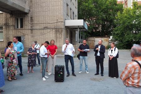 Екатеринбург. Жители Ботанического микрорайона возмущены планами точечной застройки