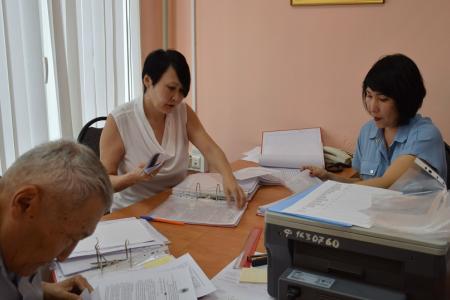 Коммунисты Калмыкии представили документы в Избирком